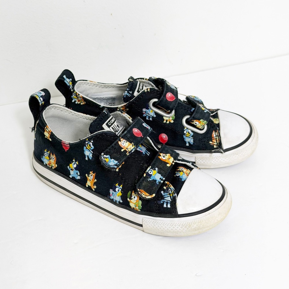 Converse Chuck Taylor All Star Kids 9 Black Bluey Character Print Sneakers